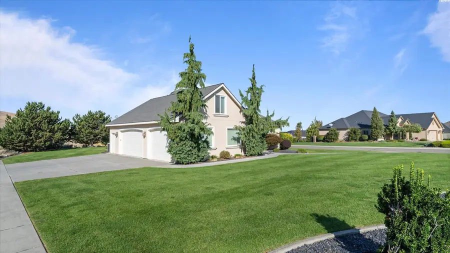 934 Allenwhite Dr, Richland, WA 99352 - #2