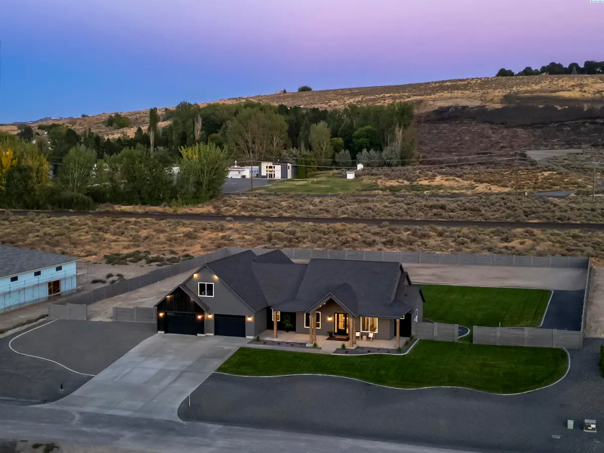 14221 S Abigail Place, Kennewick, WA 99338 - #1