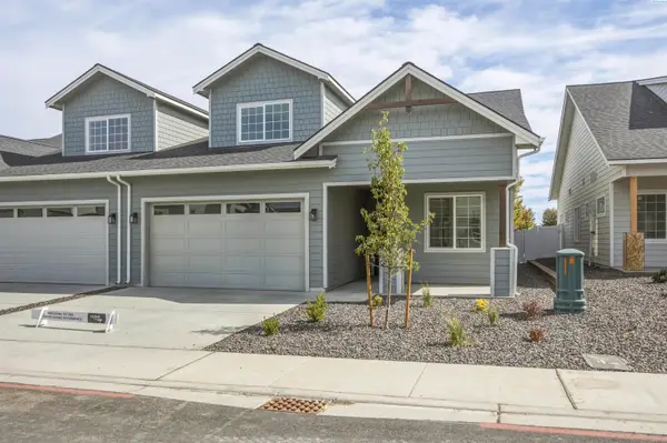 4586 Brook Ct., West Richland, WA 99353