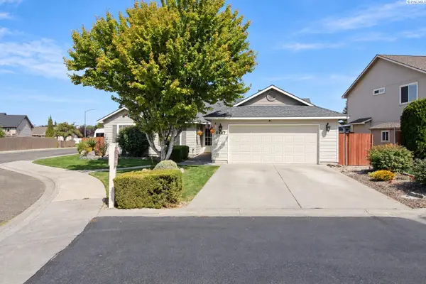 2427 S Arthur Court, Kennewick, WA 99338