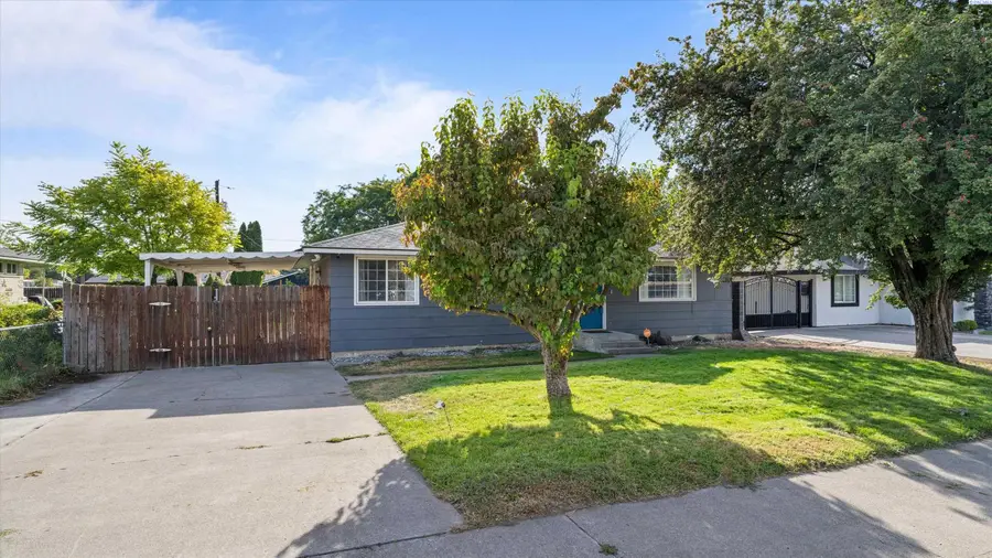 1751 N 24th Ave, Pasco, WA 99301 - #2