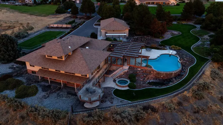 341 Sunnybank Rd., Pasco, WA 99301 - #3