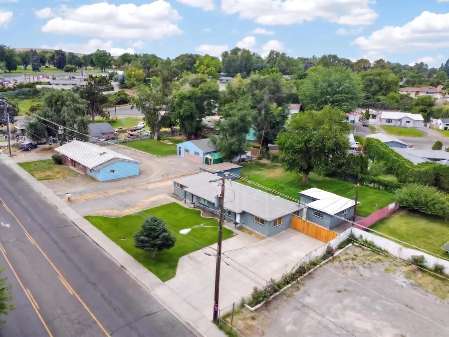 804 S Olympia St, Kennewick, WA 99336 - #3