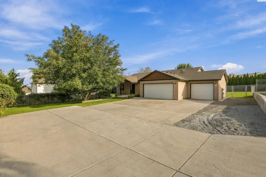 2730 Leslie Rd., Richland, WA 99352 - #2