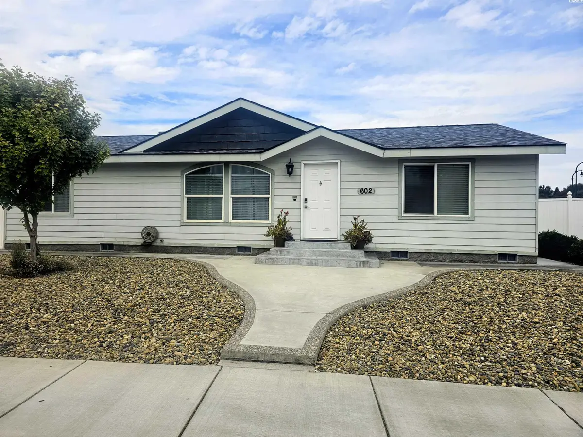 602 New Gate Drive, Prosser, WA 99350 - #1