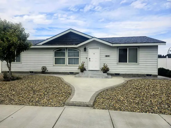 602 New Gate Drive, Prosser, WA 99350