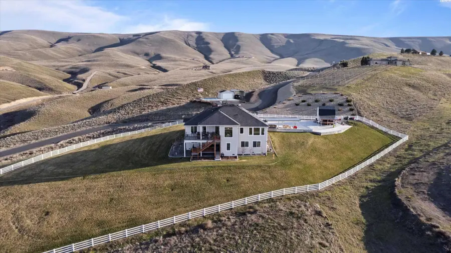 21902 S 1522 Pr Sw, Prosser, WA 99350 - #3