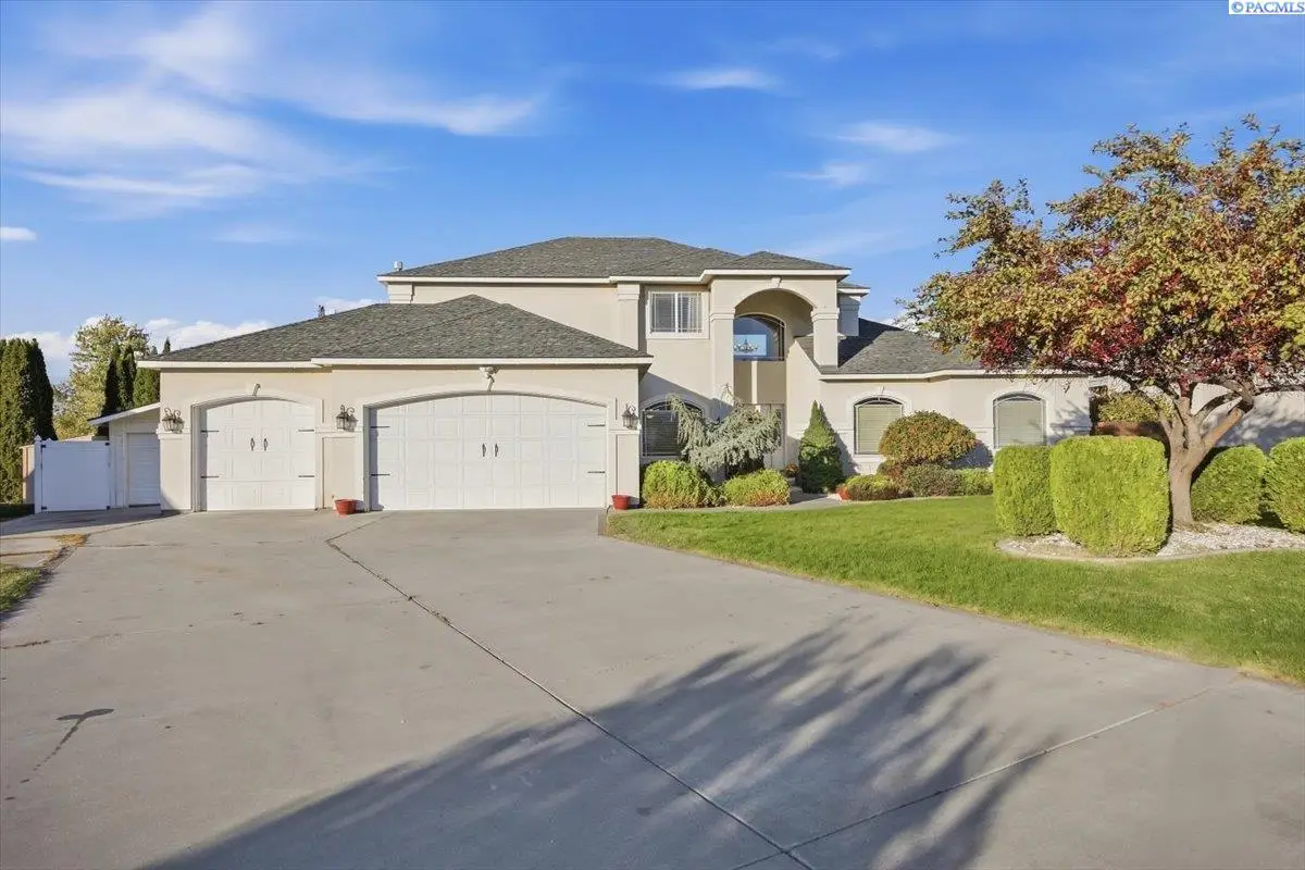 4900 W 24th Ave, Kennewick, WA 99338 - #1