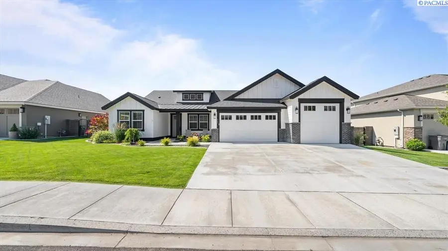 407 Ventus Street, Richland, WA 99352 - #2