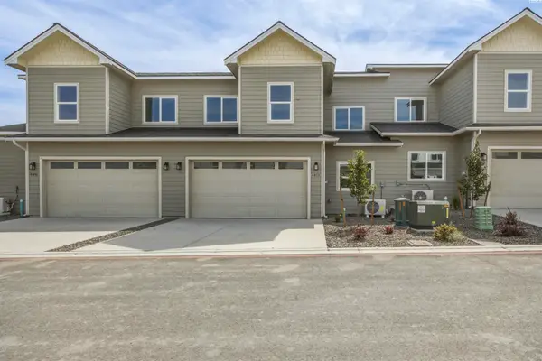 4413 Conifer St, West Richland, WA 99353