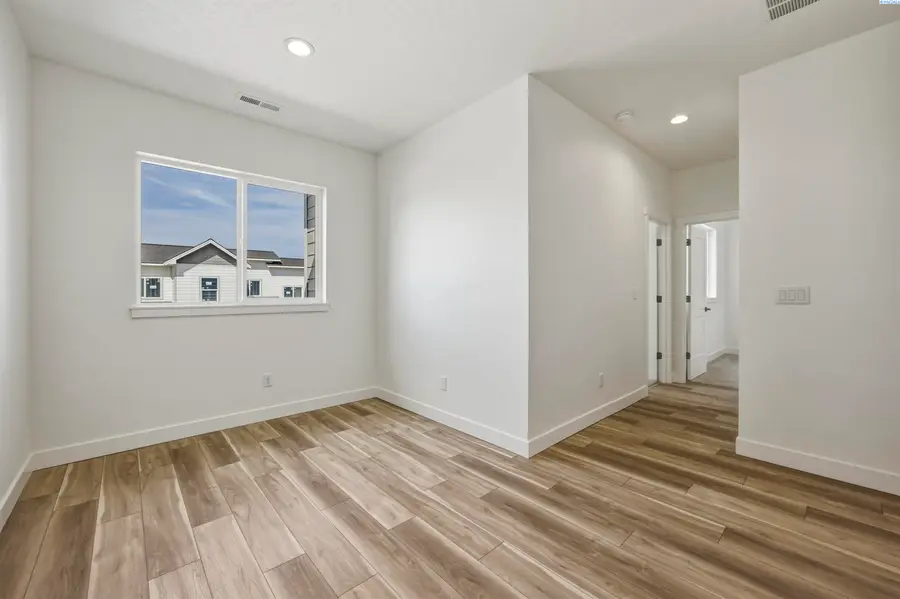4425 Conifer St, West Richland, WA 99353 - #3