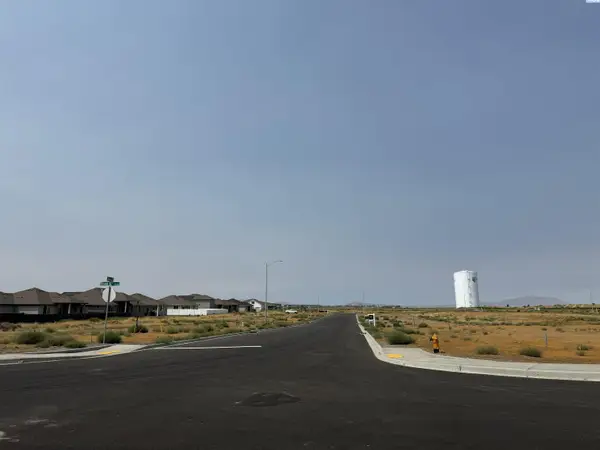 Lot 13 NKA Seven Sisters Ph3, Pasco, WA 99301