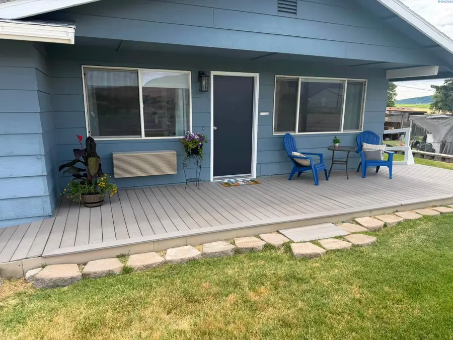 1114 Horne Dr, Benton City, WA 99320 - #2