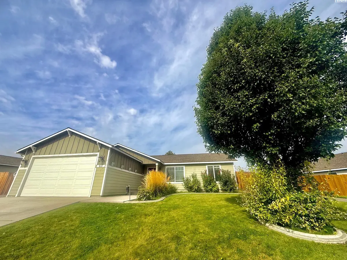 611 Botaka Loop, Benton City, WA 99320 - #1