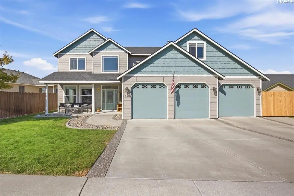 1806 W 31st Ave, Kennewick, WA 99337 - #1
