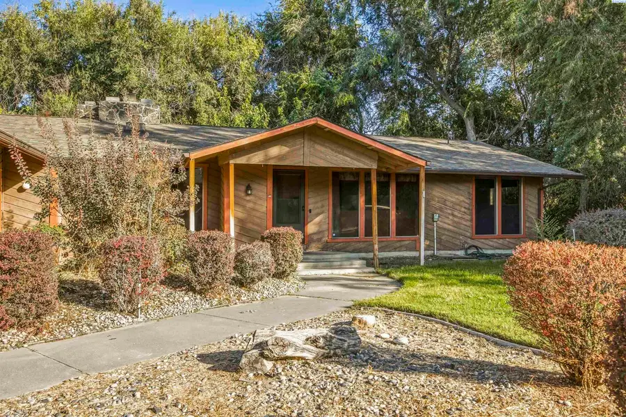 815 S Anderson St, Kennewick, WA 99336 - #2