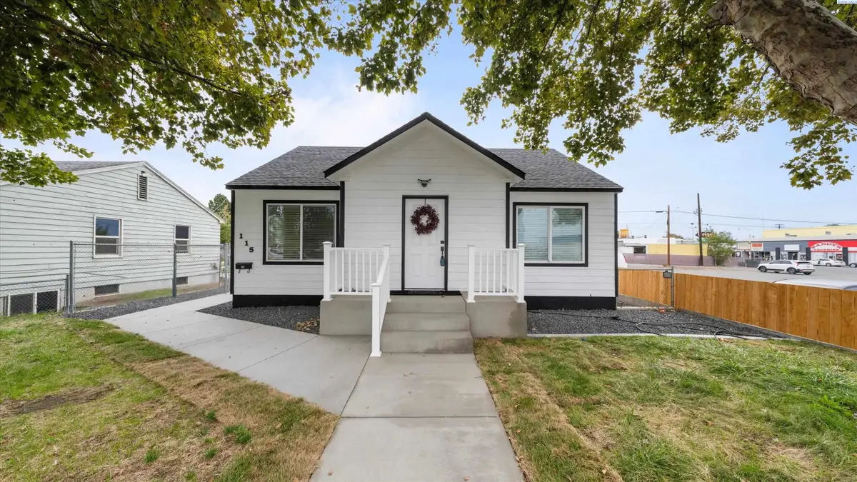 115 N 8th Ave., Pasco, WA 99301 - #1