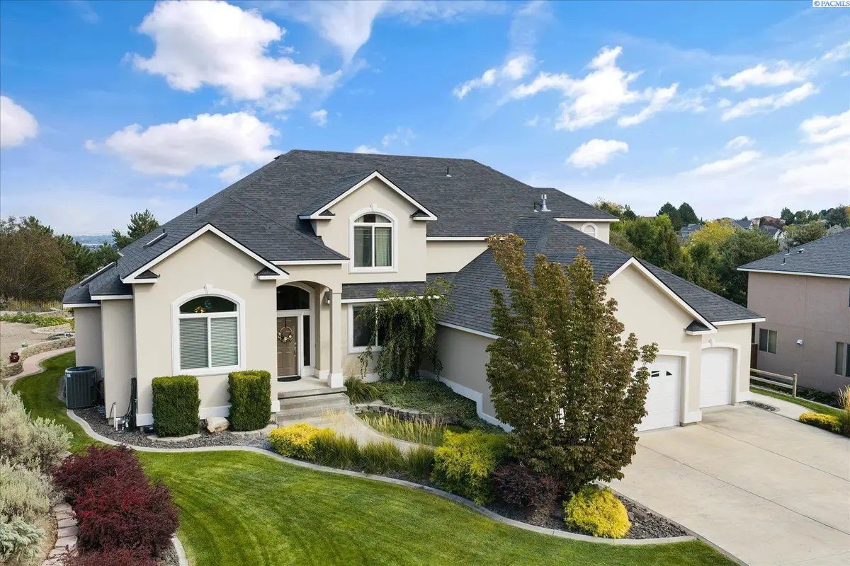 824 Rand Dr, Richland, WA 99352 - #1