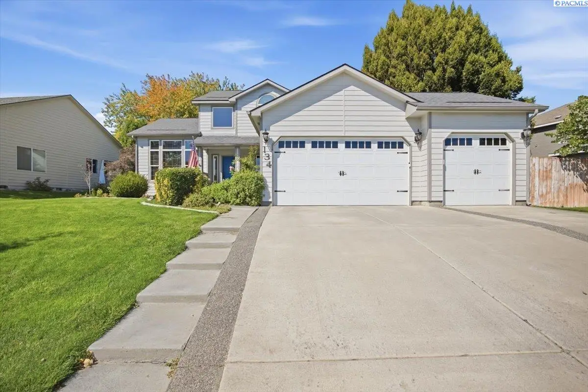 134 Center Blvd, Richland, WA 99352 - #1