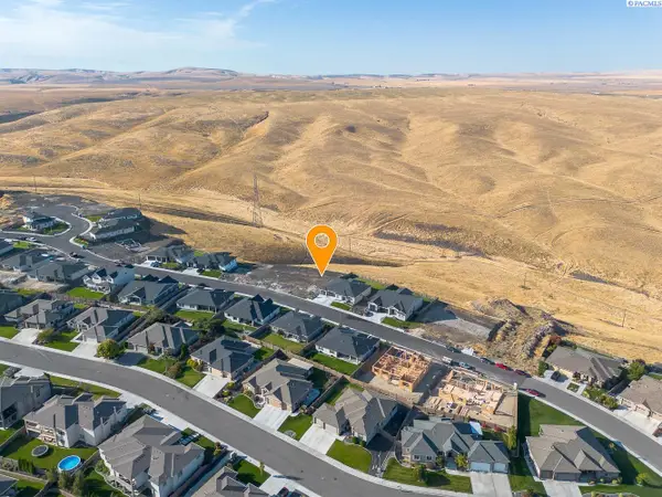 4848 S Reed Street, Kennewick, WA 99337-2731