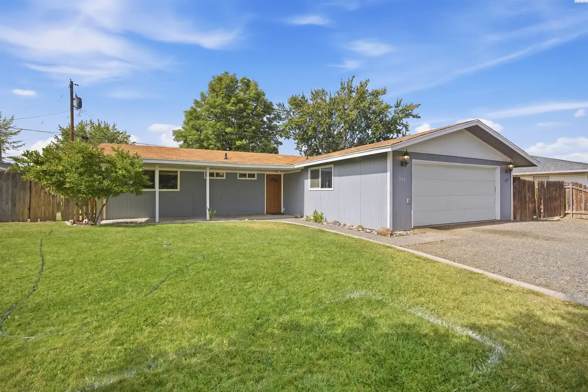 316 S Neel St, Kennewick, WA 99336-4237 - #1