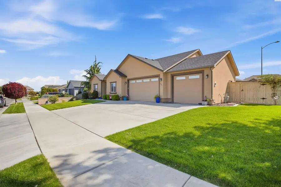 1162 N Oklahoma Pl., Kennewick, WA 99336 - #2