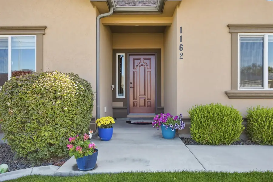 1162 N Oklahoma Pl., Kennewick, WA 99336 - #3