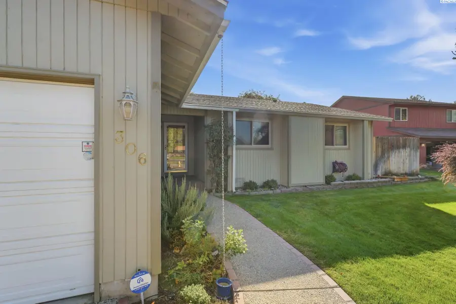 306 N Montana Ct, Kennewick, WA 99336 - #3