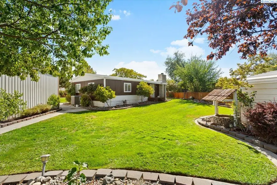 47 Robin Road, Burbank, WA 99323 - #2