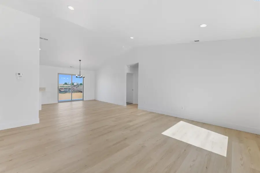 4138 Road 104, Pasco, WA 99301 - #3