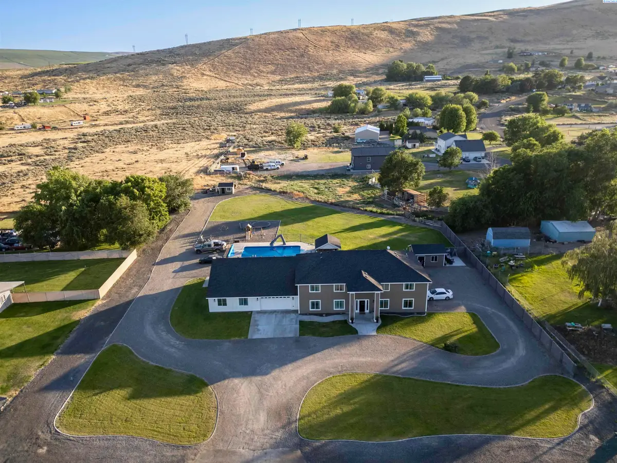 43705 E Red Mountain Rd, Benton City, WA 99320 - #1