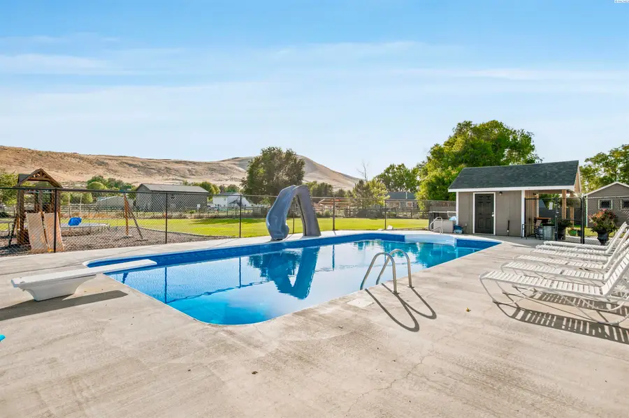 43705 E Red Mountain Rd, Benton City, WA 99320 - #3
