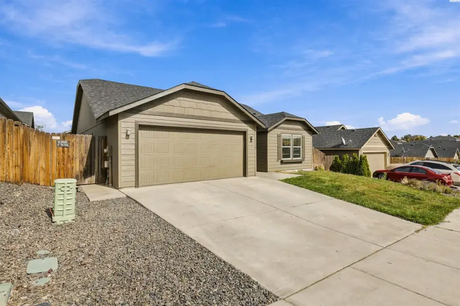 9358 W 8th Place, Kennewick, WA 99336 - #2