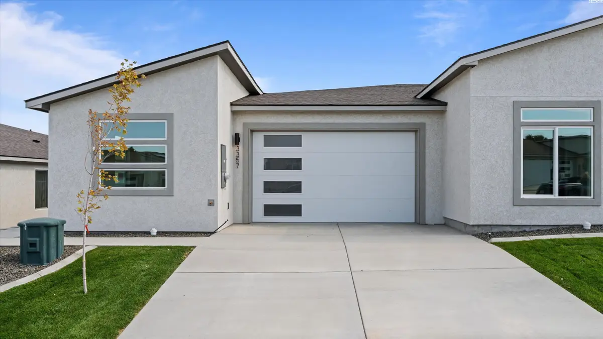 3357 S Nelson St, Kennewick, WA 99338 - #1