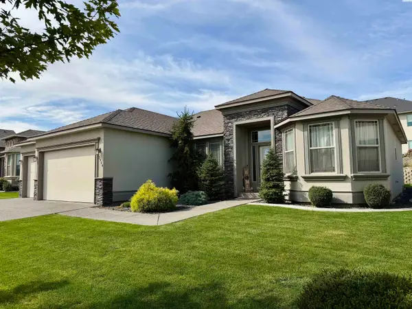 2954 S Harrison St, Kennewick, WA 99338