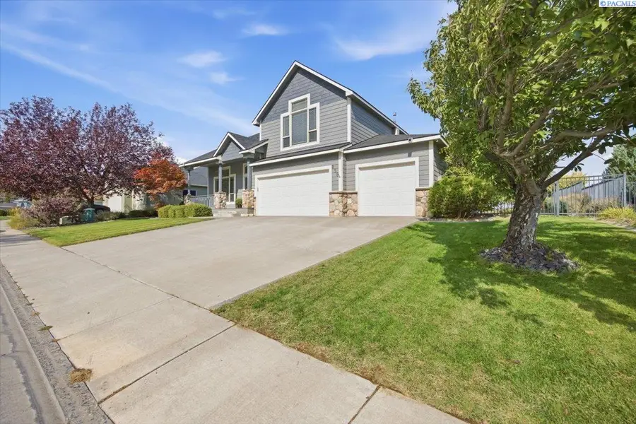 858 Rand Dr, Richland, WA 99352 - #3