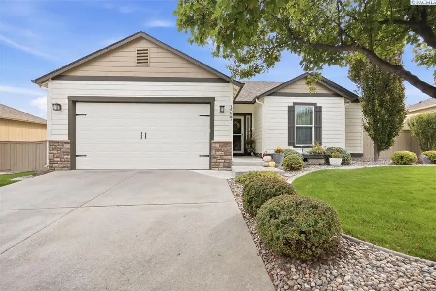 1527 S Jefferson St., Kennewick, WA 99338-2185 - #2