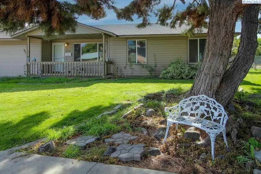 2509 W Grand Ronde Place, Kennewick, WA 99336 - #2