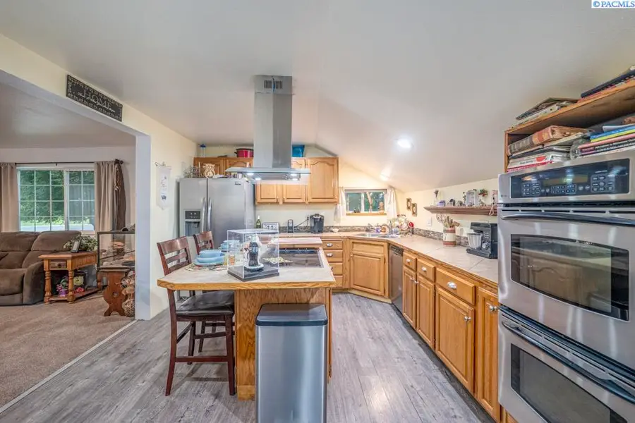 101 N 3rd St, Farmington, WA 99128 - #2