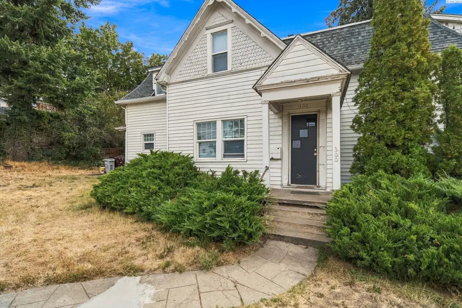 300 NE Kamiaken St, Pullman, WA 99163 - #3