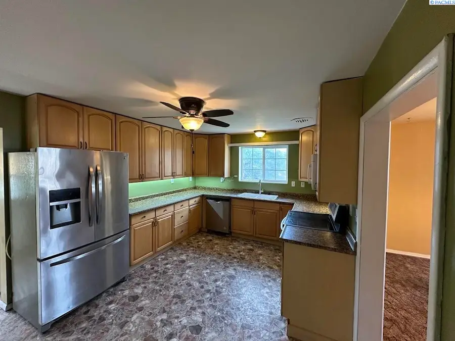 307 S Crystal, Lacrosse, WA 99143 - #3