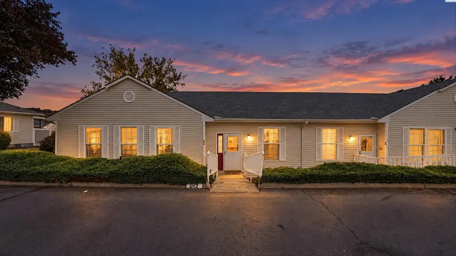 3701 Fairbanks Avenue #D-12, Yakima, WA 98902 - #2