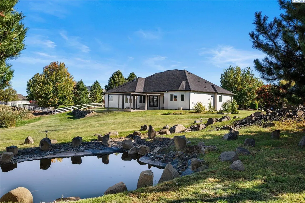 5604 Glenbrook Loop, West Richland, WA 99353 - #1