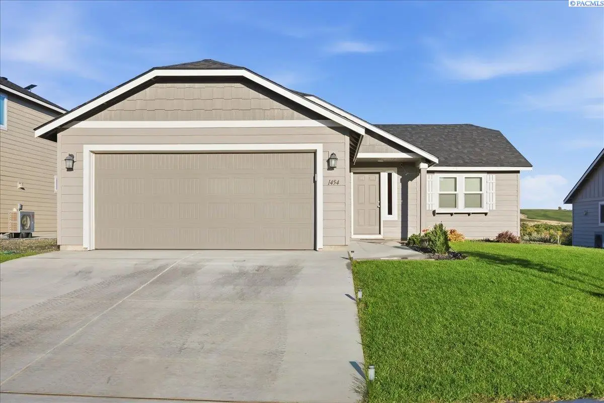 1454 9th Street, Benton City, WA 99320 - #1
