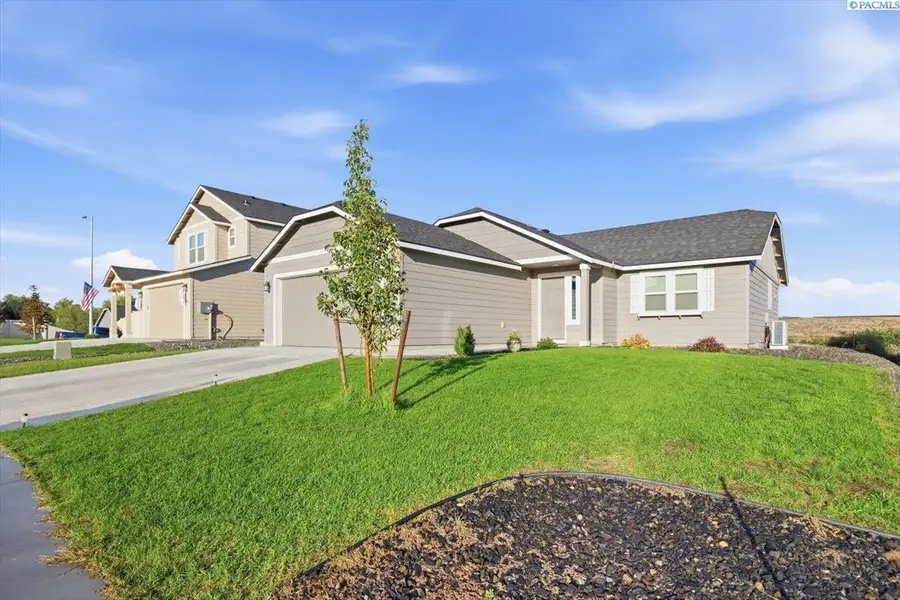1454 9th Street, Benton City, WA 99320 - #2
