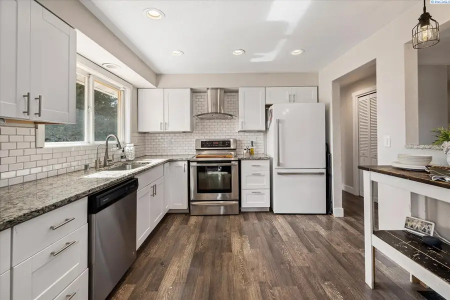1503 W 37th Place, Kennewick, WA 99337 - #2