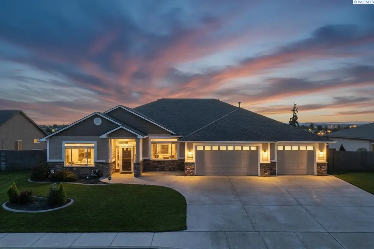 4502 Tamarisk Dr, Pasco, WA 99301 - #1