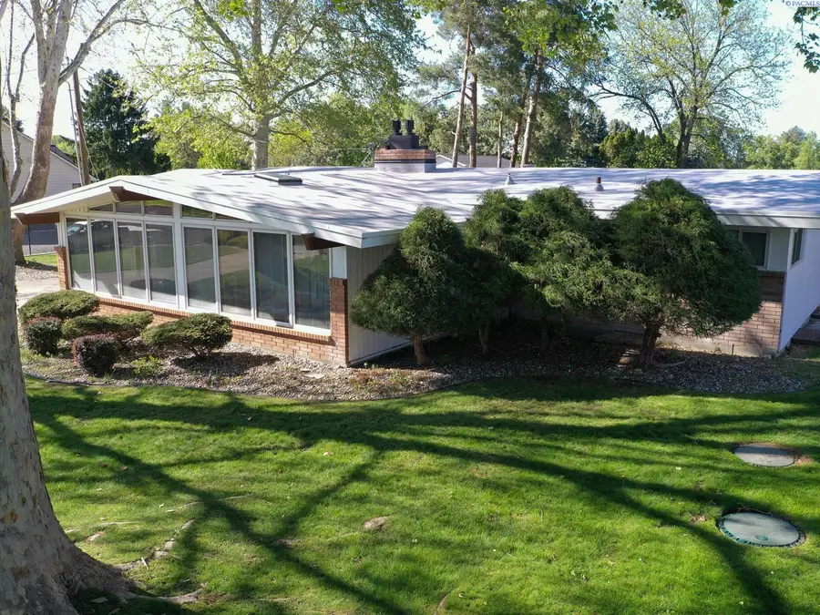9013 Franklin Rd, Pasco, WA 99301 - #2