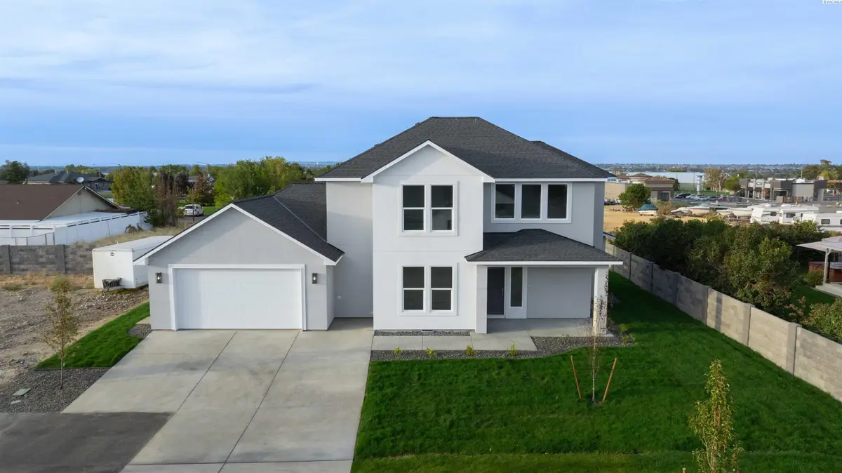 5424 W Okanogan Ave, Kennewick, WA 99336 - #1