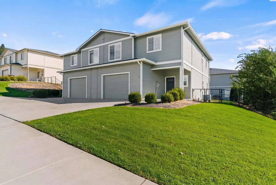 215 N 76th Avenue #1-20, Yakima, WA 98908 - #2